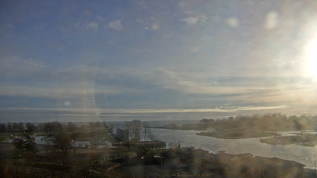 Thumbnail for current weather camera view from Charlotte-Genesee Lighthouse in Rochester, New York
