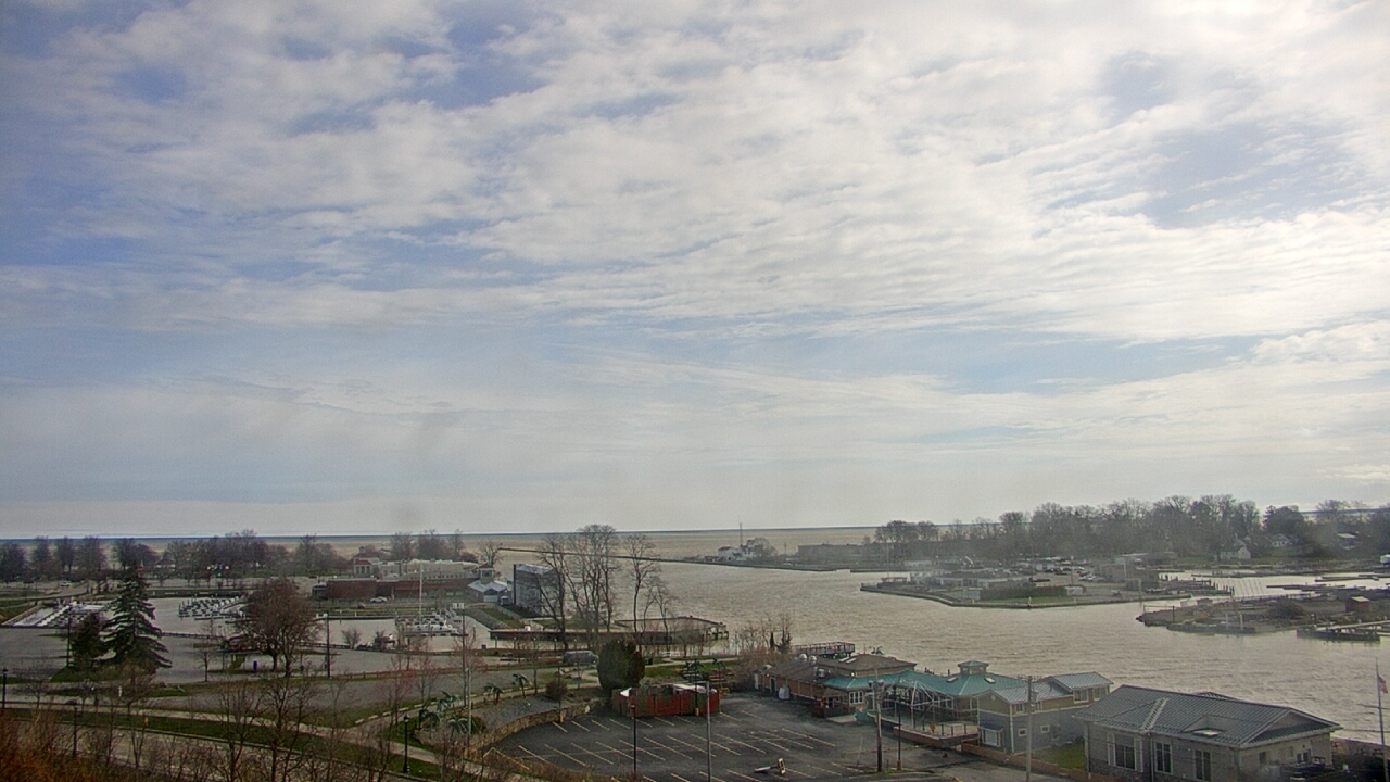 Thumbnail for current weather camera view from Charlotte-Genesee Lighthouse in Rochester, New York