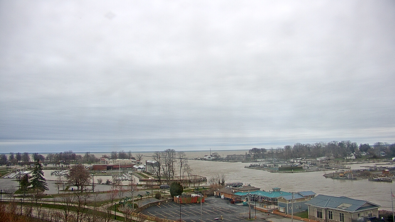 Thumbnail for current weather camera view from Charlotte-Genesee Lighthouse in Rochester, New York