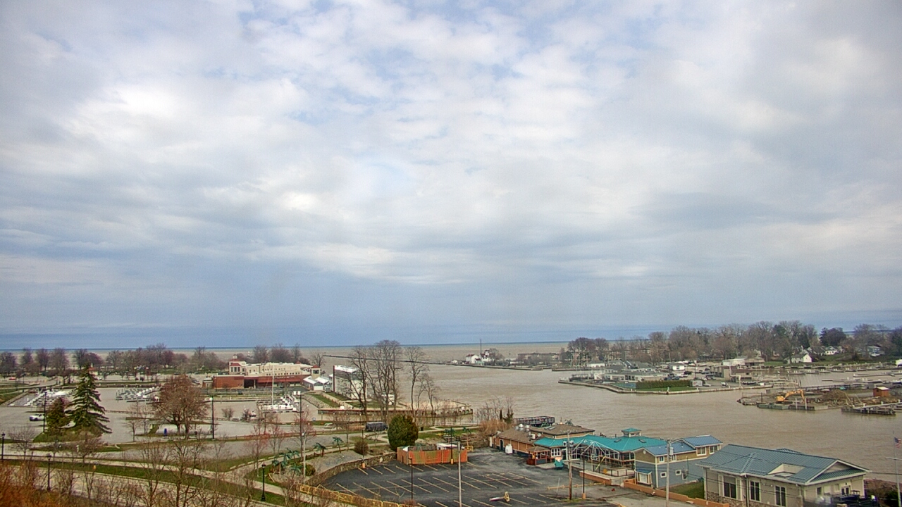 Thumbnail for current weather camera view from Charlotte-Genesee Lighthouse in Rochester, New York