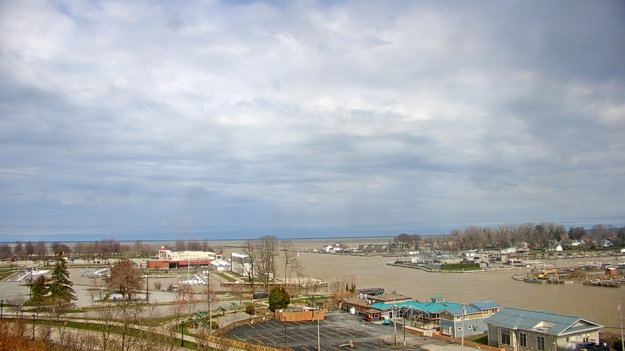 Thumbnail for current weather camera view from Charlotte-Genesee Lighthouse in Rochester, New York