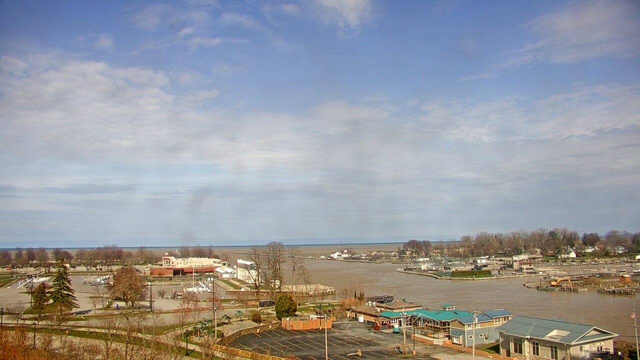 Thumbnail for current weather camera view from Charlotte-Genesee Lighthouse in Rochester, New York