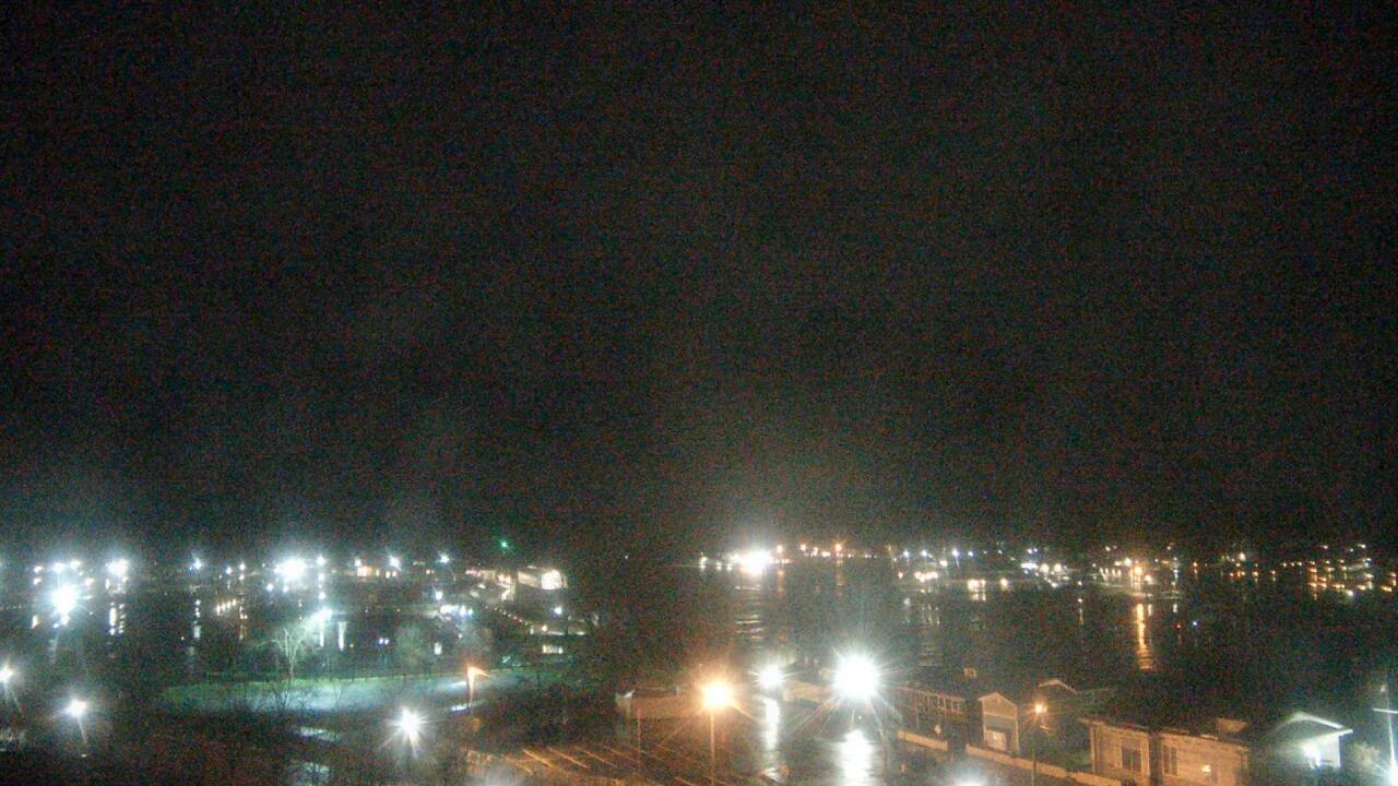 Thumbnail for current weather camera view from Charlotte-Genesee Lighthouse in Rochester, New York