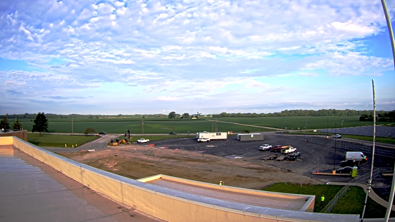 Thumbnail for current weather camera view from North Putnam MS in Bainbridge, Indiana