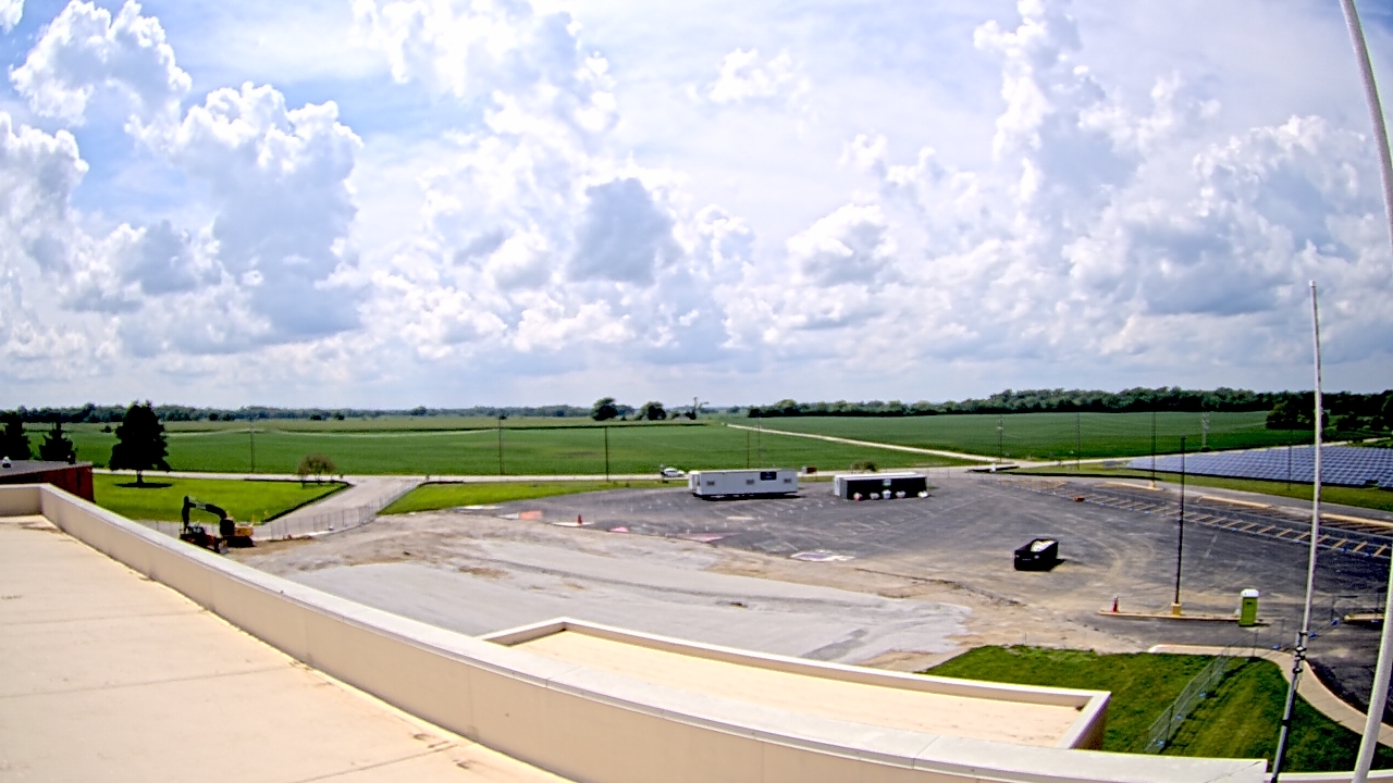 Thumbnail for current weather camera view from North Putnam MS in Bainbridge, Indiana