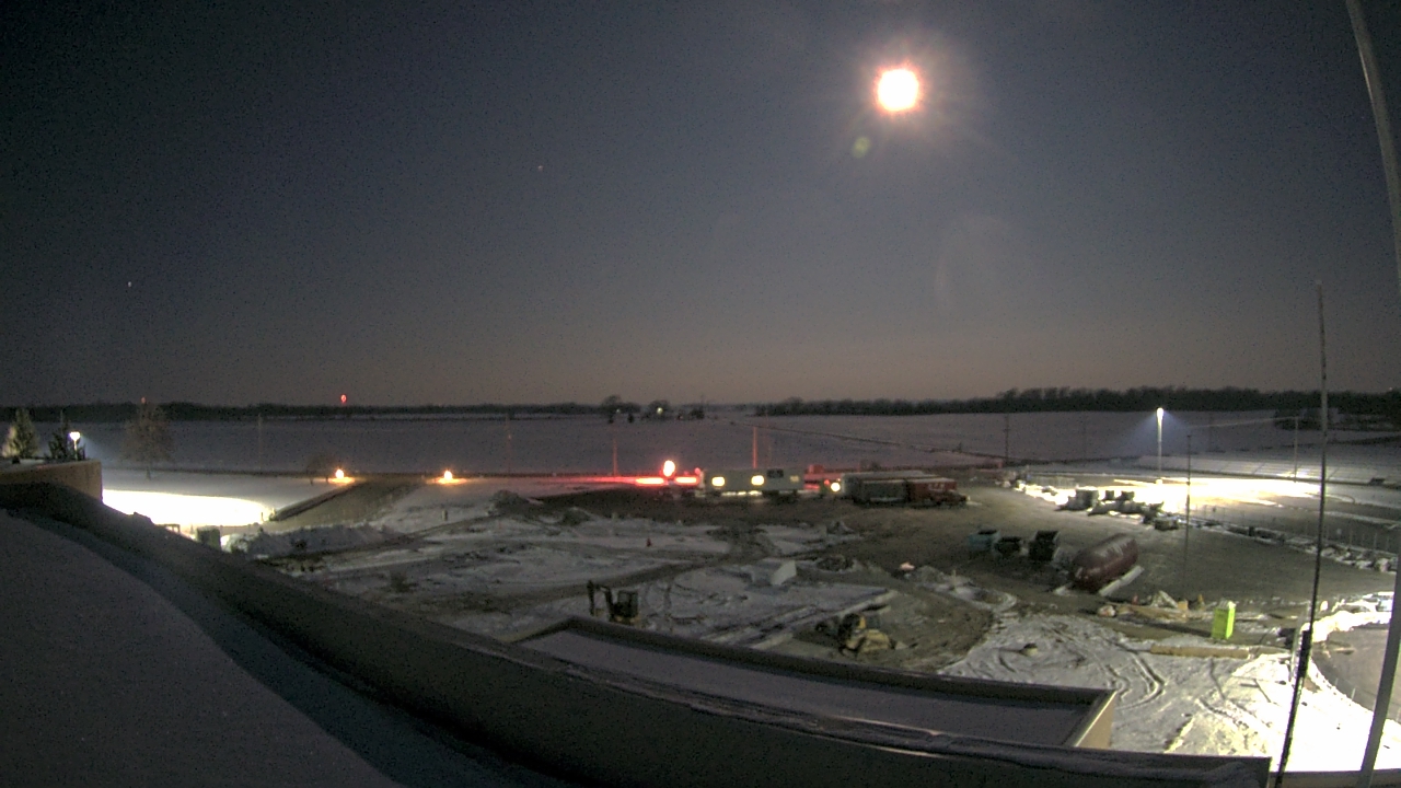 Thumbnail for current weather camera view from North Putnam MS in Bainbridge, Indiana