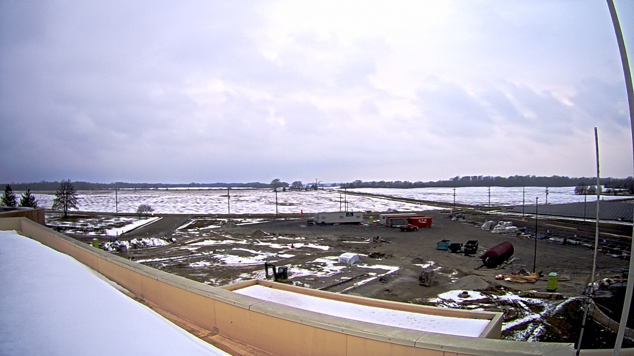 Thumbnail for current weather camera view from North Putnam MS in Bainbridge, Indiana