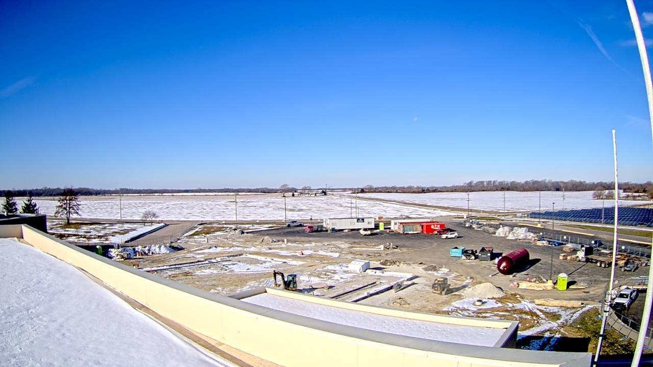 Thumbnail for current weather camera view from North Putnam MS in Bainbridge, Indiana