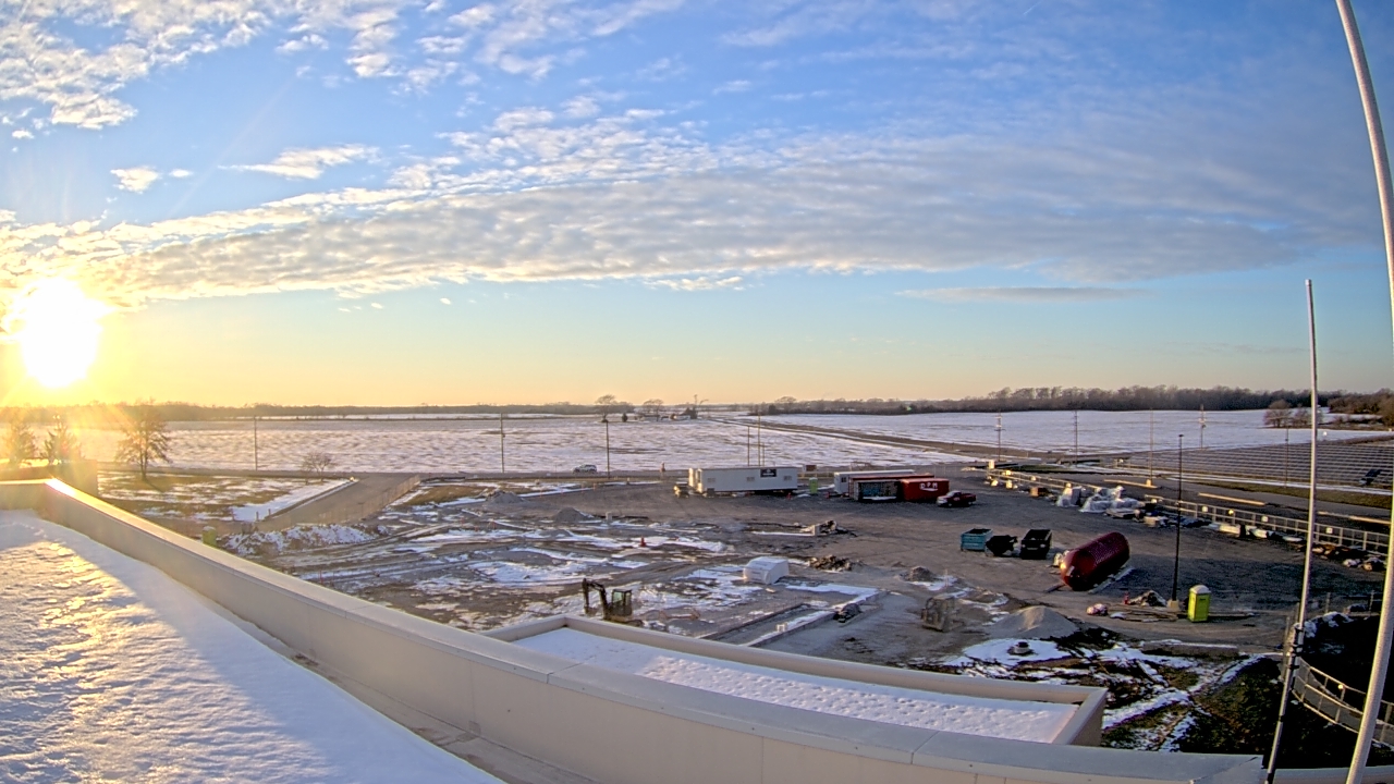 Thumbnail for current weather camera view from North Putnam MS in Bainbridge, Indiana