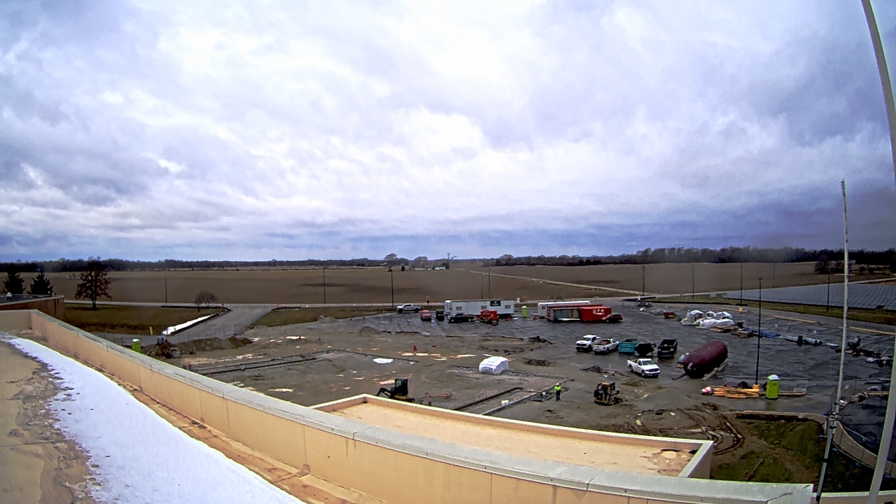 Thumbnail for current weather camera view from North Putnam MS in Bainbridge, Indiana