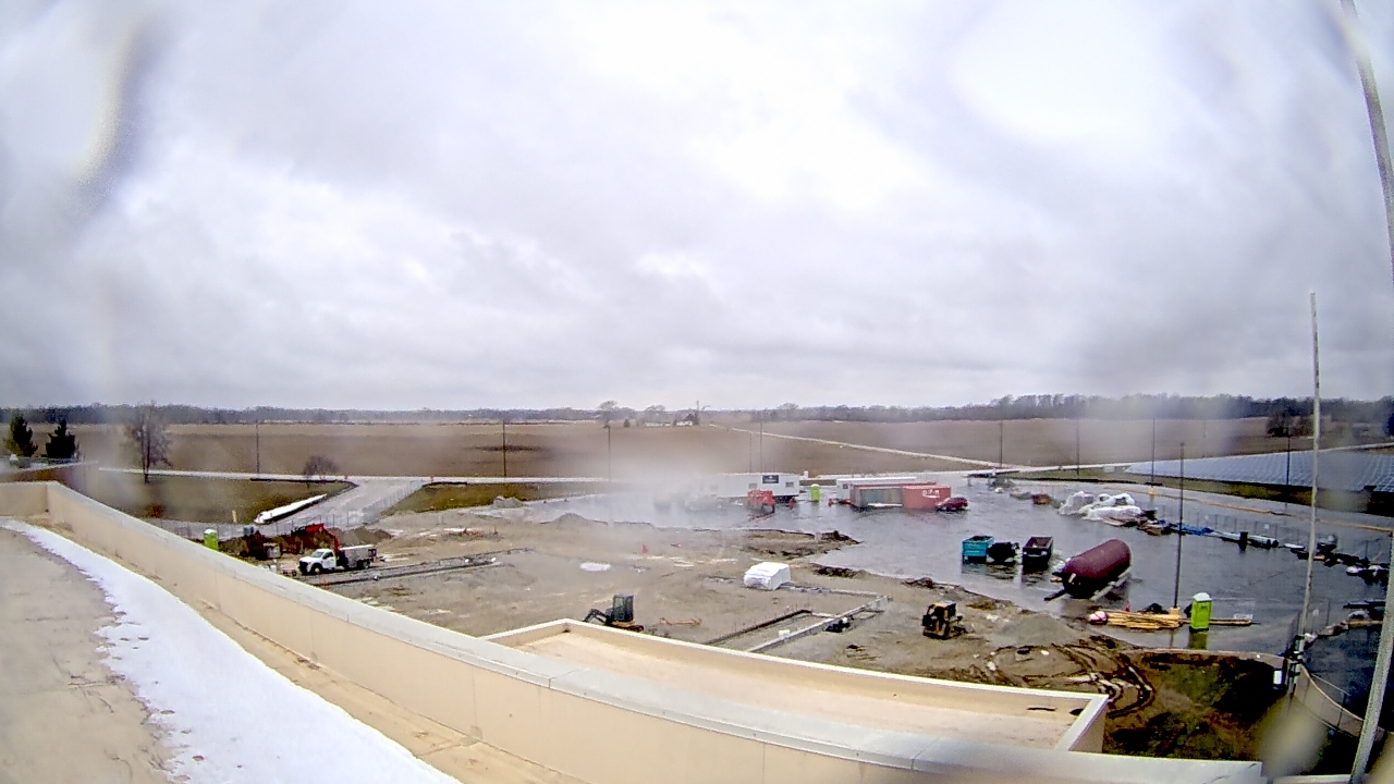 Thumbnail for current weather camera view from North Putnam MS in Bainbridge, Indiana