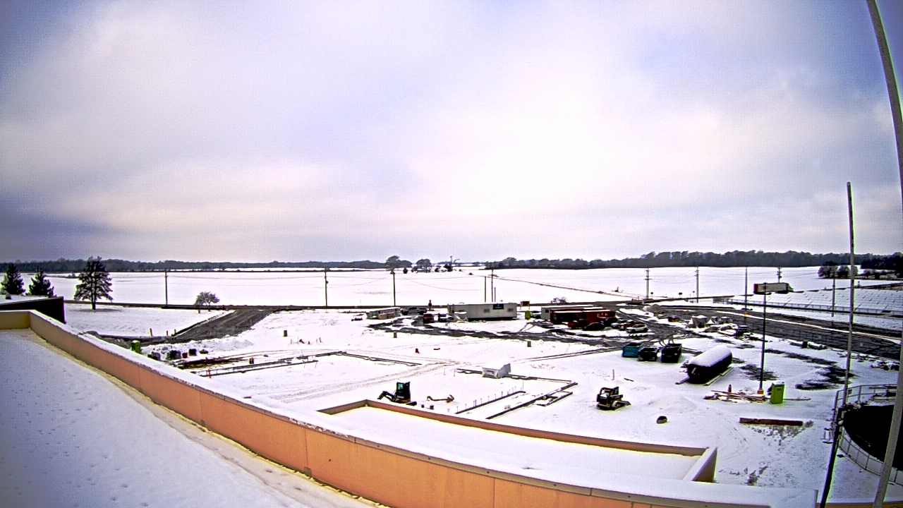 Thumbnail for current weather camera view from North Putnam MS in Bainbridge, Indiana