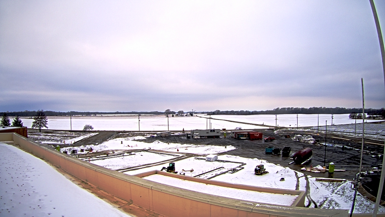 Thumbnail for current weather camera view from North Putnam MS in Bainbridge, Indiana