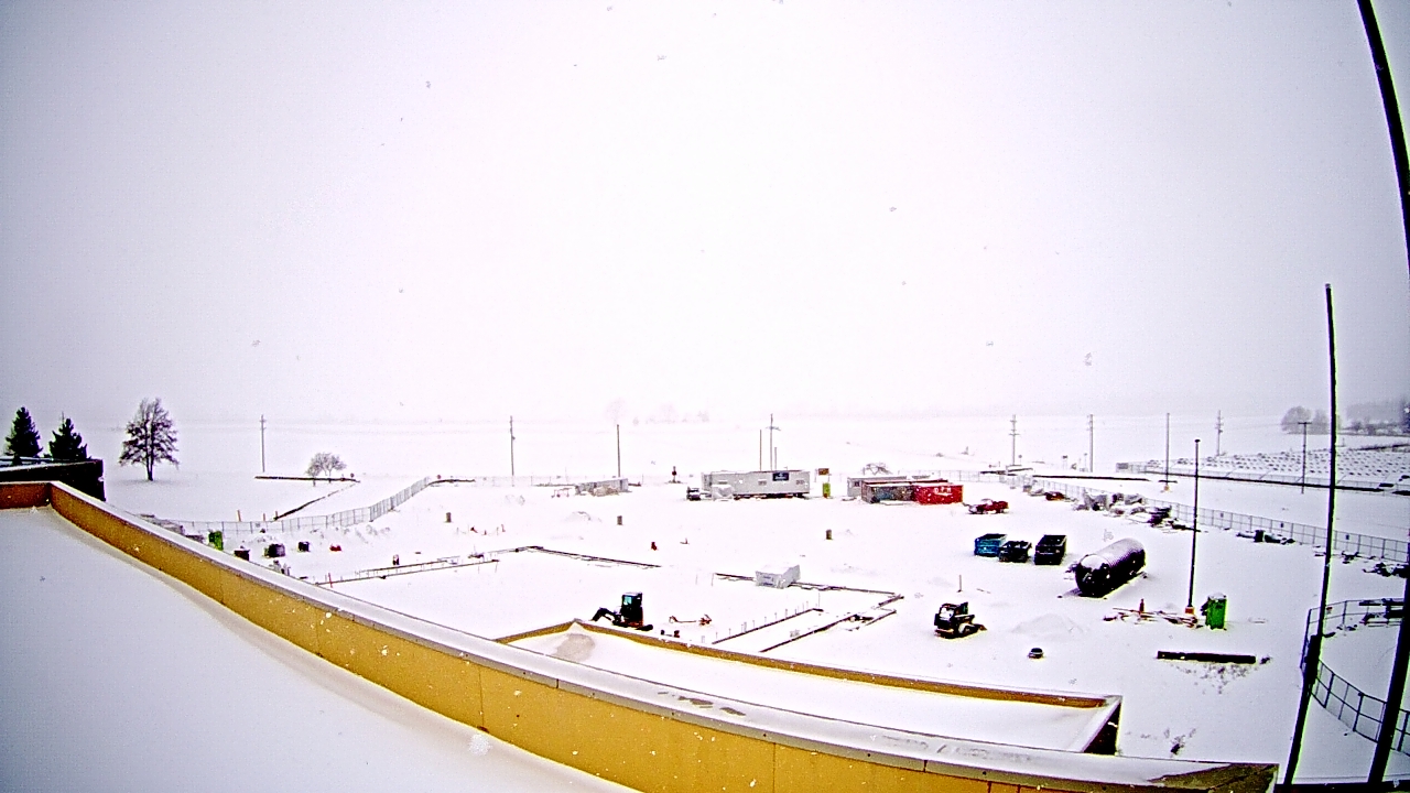 Thumbnail for current weather camera view from North Putnam MS in Bainbridge, Indiana