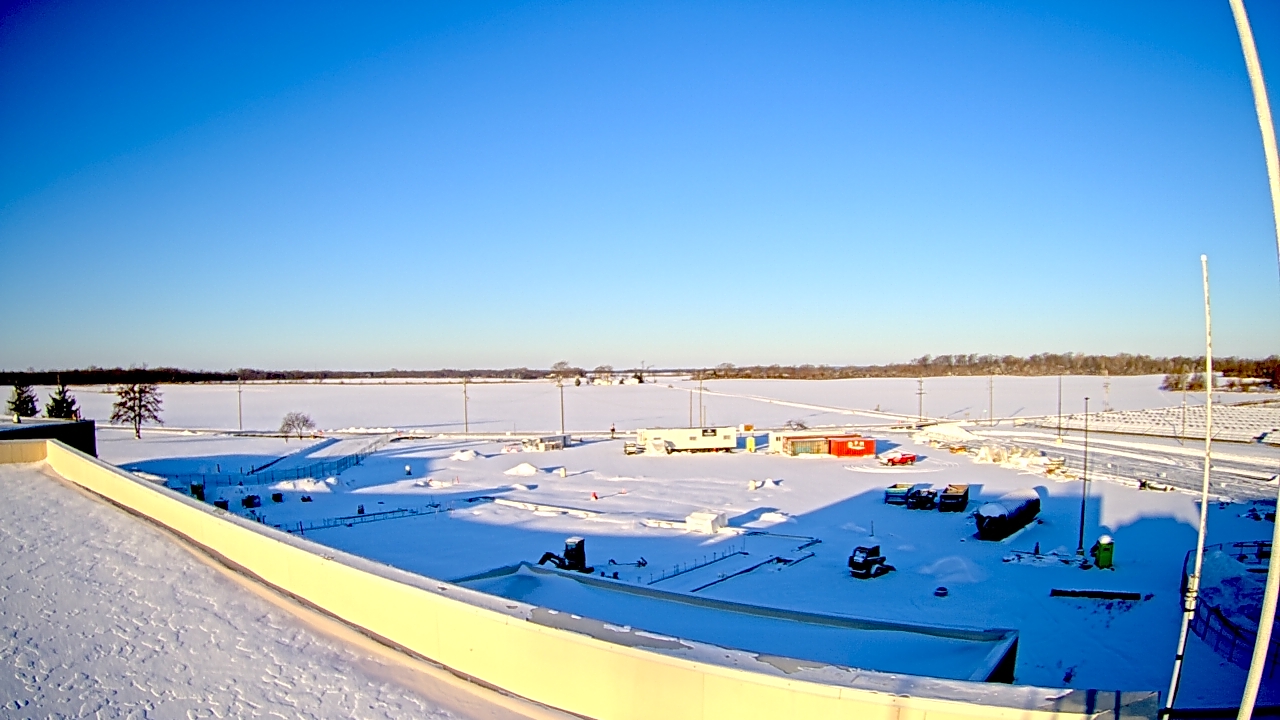 Thumbnail for current weather camera view from North Putnam MS in Bainbridge, Indiana