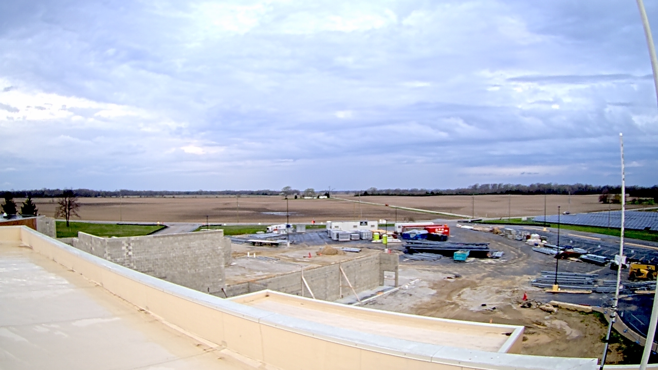 Thumbnail for current weather camera view from North Putnam MS in Bainbridge, Indiana