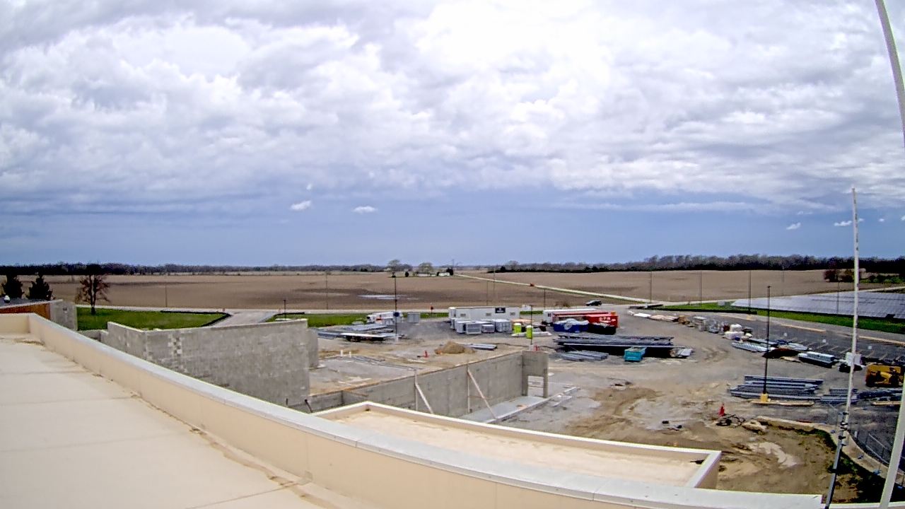 Thumbnail for current weather camera view from North Putnam MS in Bainbridge, Indiana