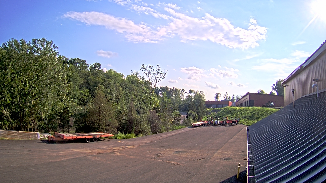 Thumbnail for current weather camera view from Old Nyack Turnpike in Spring Valley, New York
