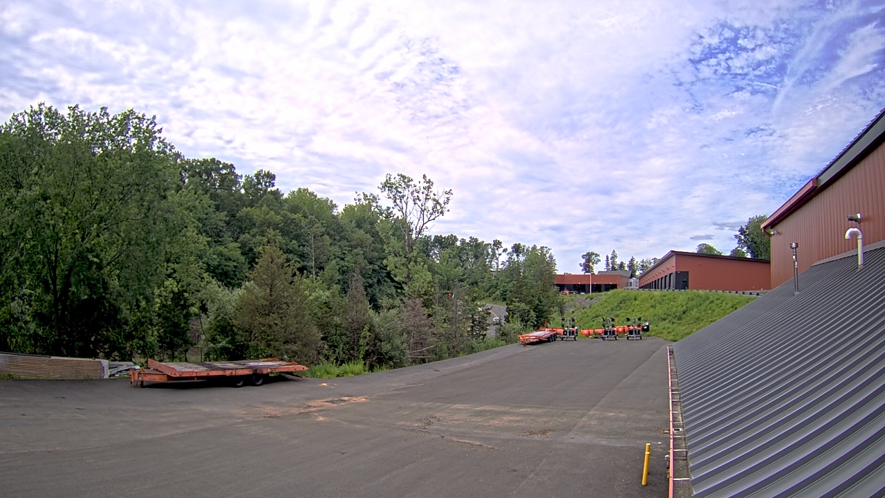 Thumbnail for current weather camera view from Old Nyack Turnpike in Spring Valley, New York