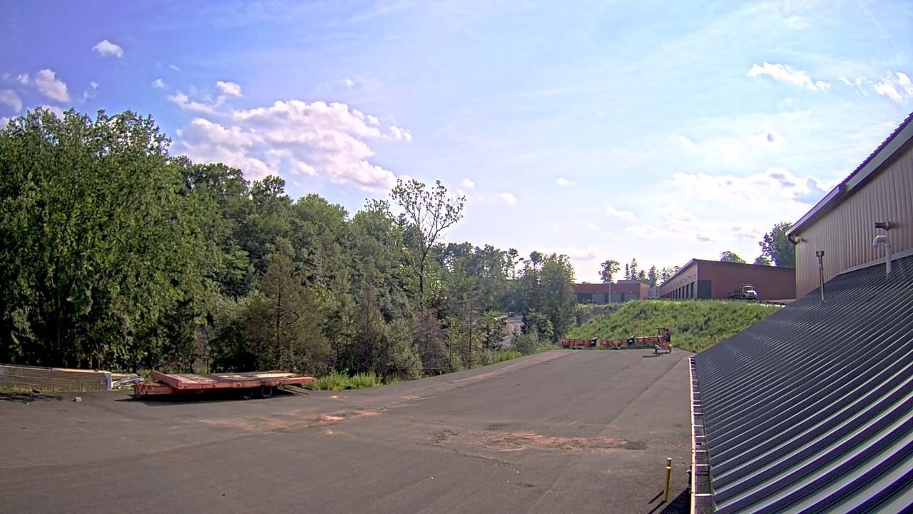 Thumbnail for current weather camera view from Old Nyack Turnpike in Spring Valley, New York