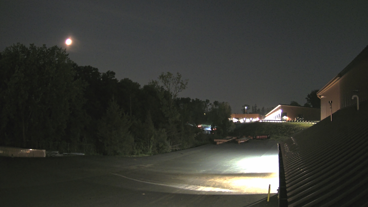Thumbnail for current weather camera view from Old Nyack Turnpike in Spring Valley, New York