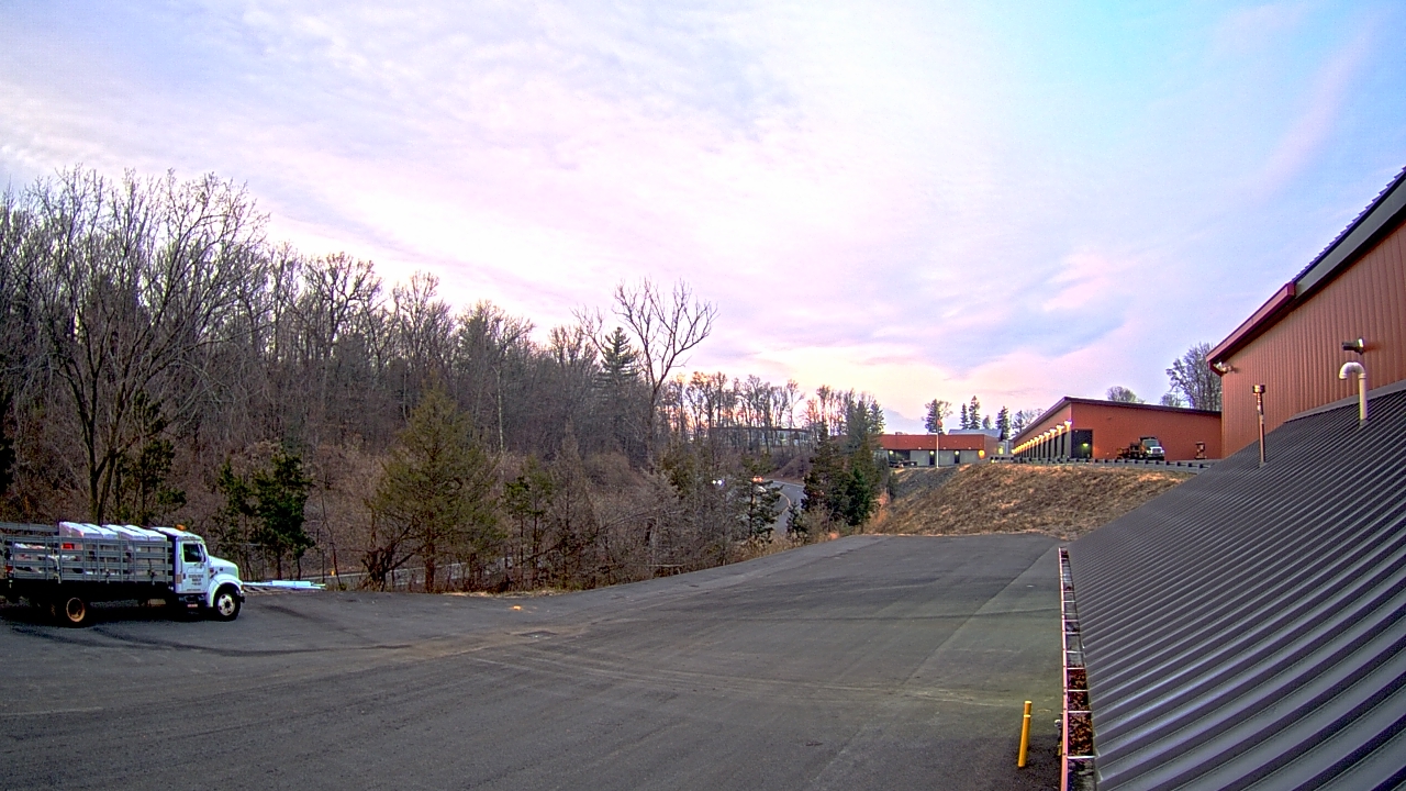 Thumbnail for current weather camera view from Rockland County Highway Garage in Nanuet, New York