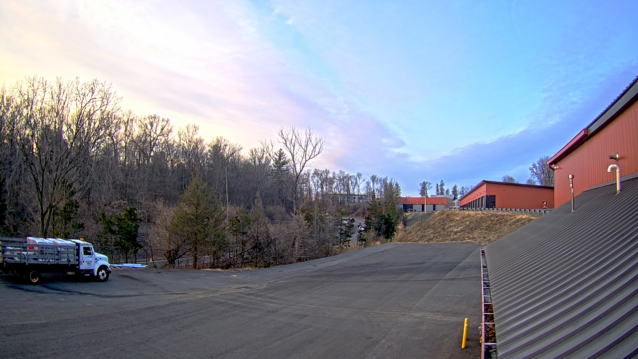 Thumbnail for current weather camera view from Rockland County Highway Garage in Nanuet, New York