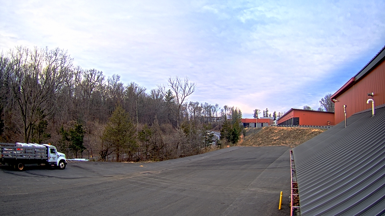 Thumbnail for current weather camera view from Rockland County Highway Garage in Nanuet, New York