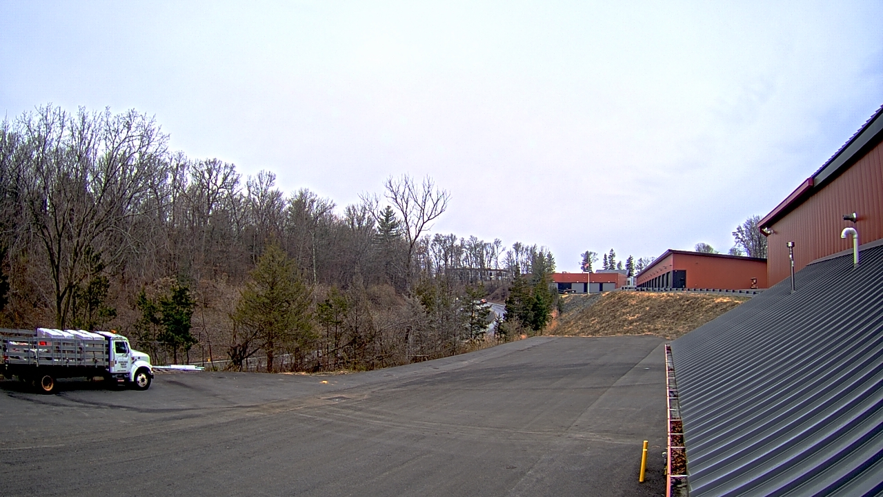 Thumbnail for current weather camera view from Rockland County Highway Garage in Nanuet, New York