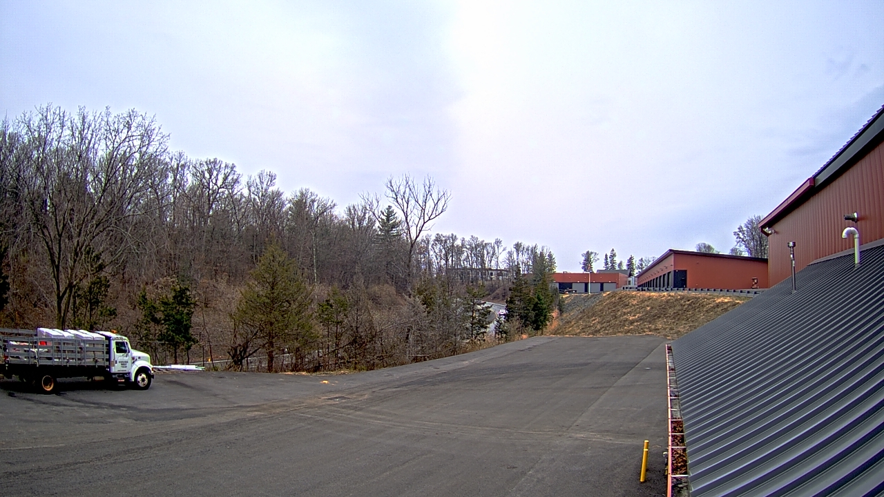 Thumbnail for current weather camera view from Rockland County Highway Garage in Nanuet, New York