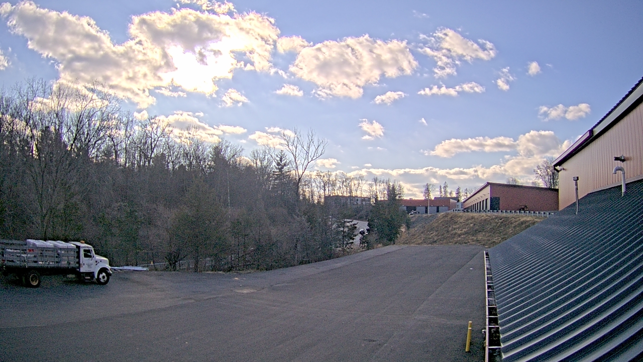 Thumbnail for current weather camera view from Rockland County Highway Garage in Nanuet, New York