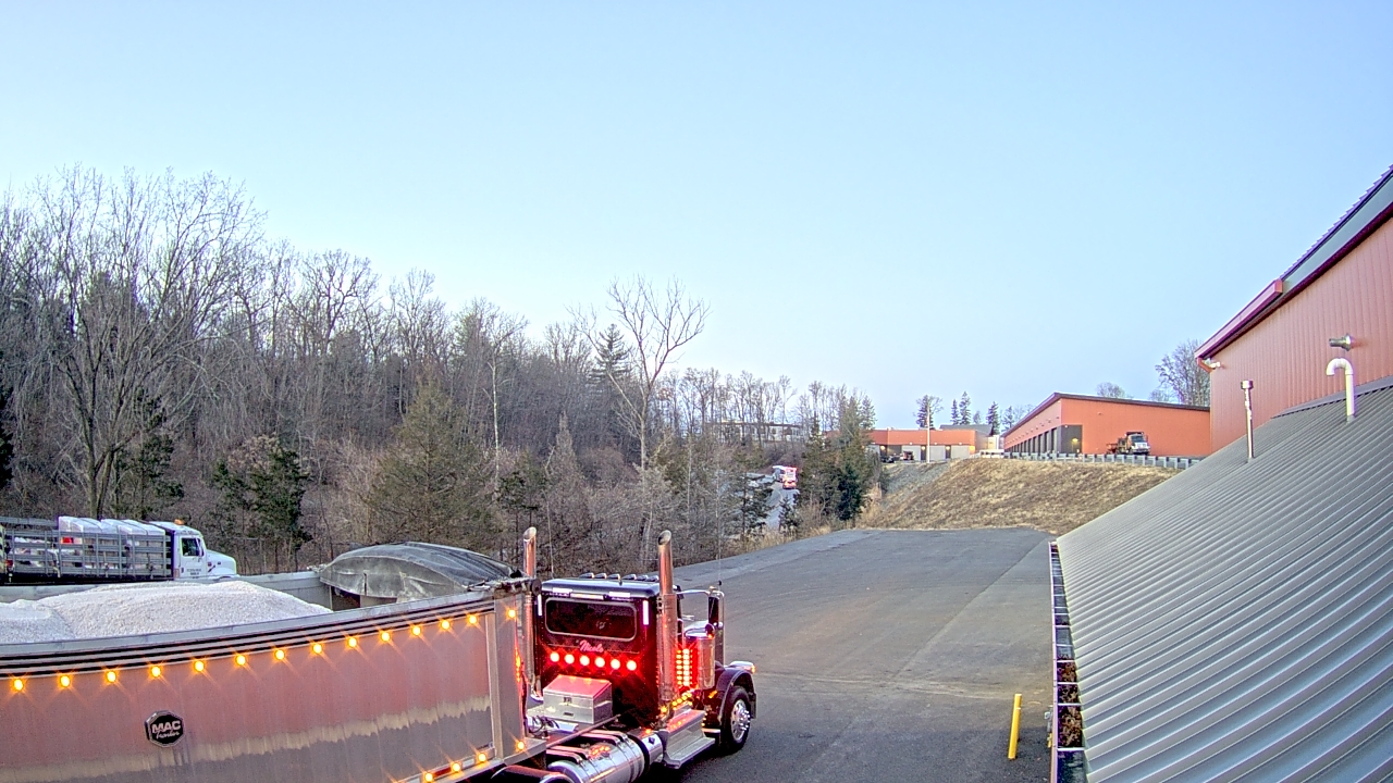 Thumbnail for current weather camera view from Rockland County Highway Garage in Nanuet, New York