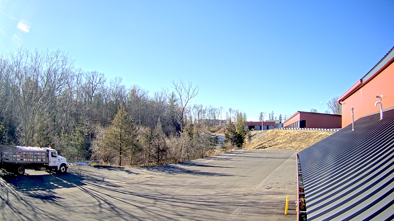 Thumbnail for current weather camera view from Rockland County Highway Garage in Nanuet, New York
