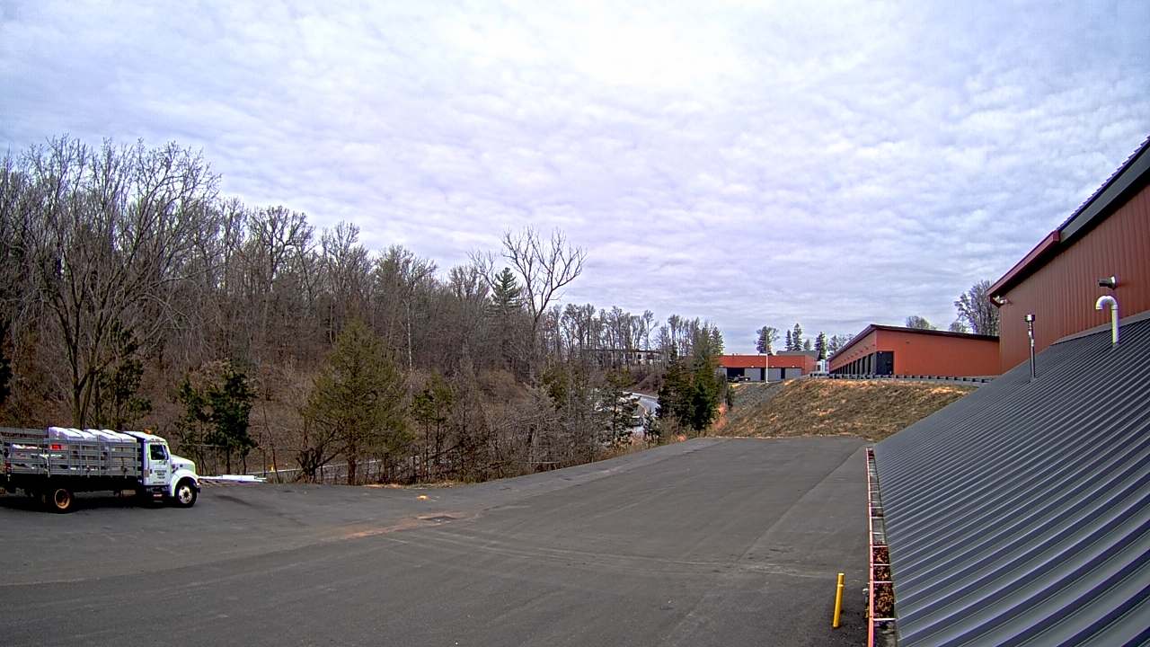 Thumbnail for current weather camera view from Rockland County Highway Garage in Nanuet, New York