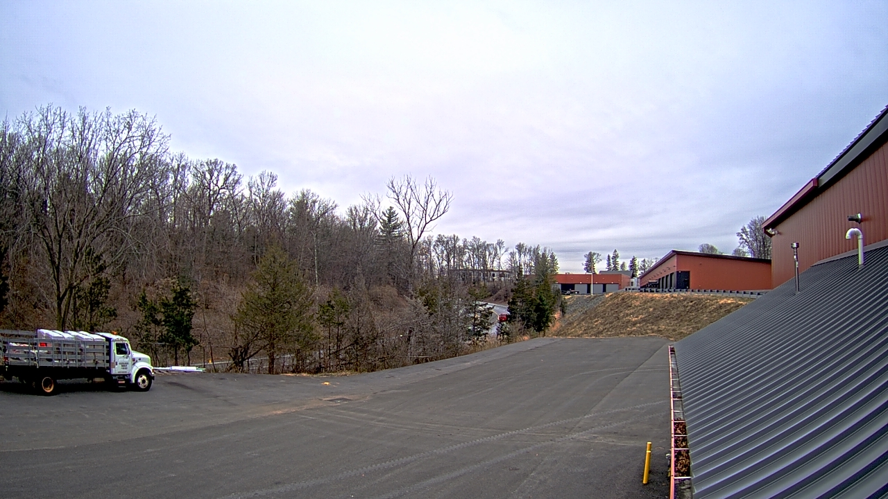 Thumbnail for current weather camera view from Rockland County Highway Garage in Nanuet, New York