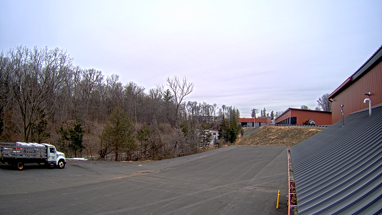 Thumbnail for current weather camera view from Rockland County Highway Garage in Nanuet, New York