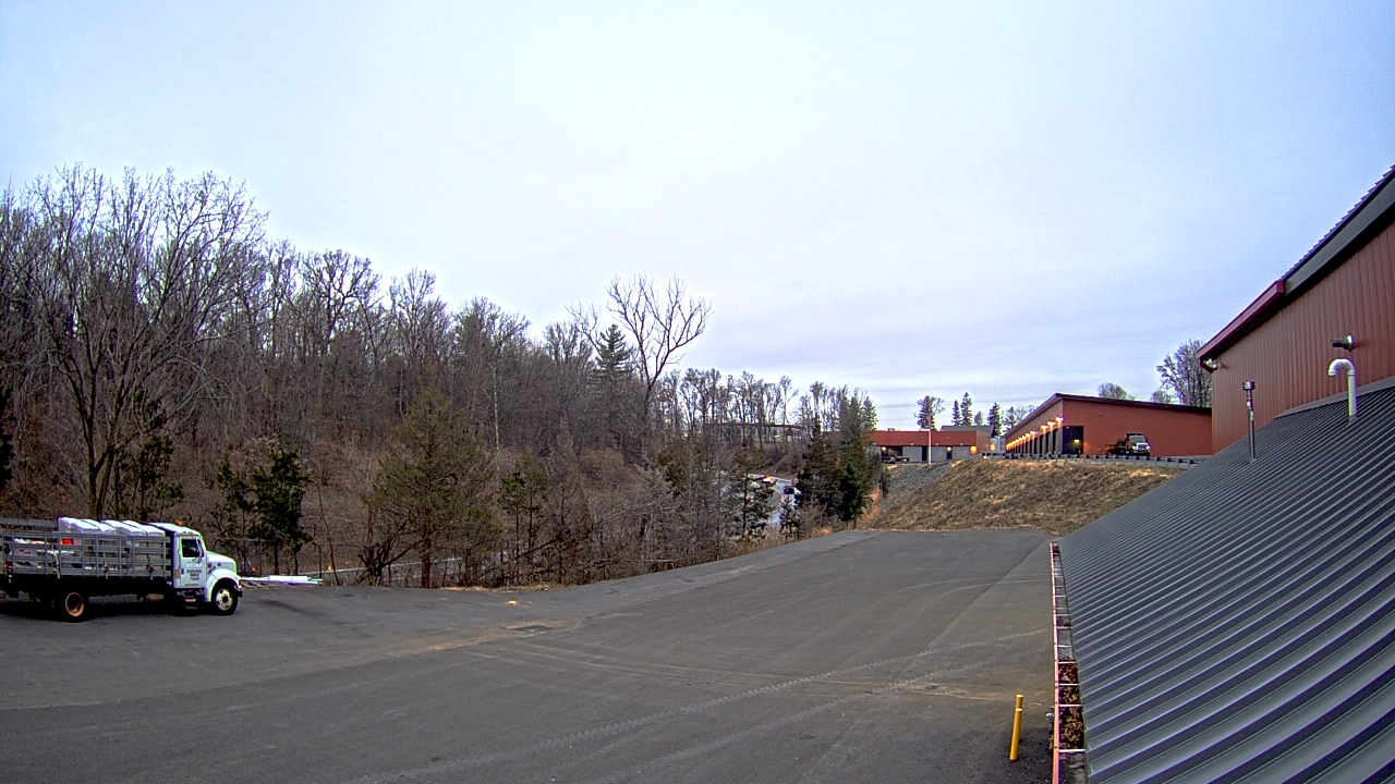 Thumbnail for current weather camera view from Rockland County Highway Garage in Nanuet, New York