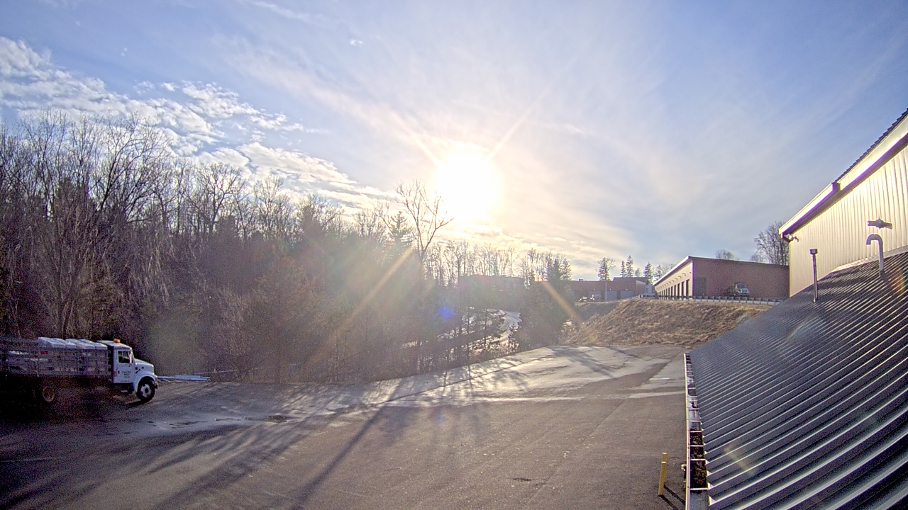 Thumbnail for current weather camera view from Rockland County Highway Garage in Nanuet, New York