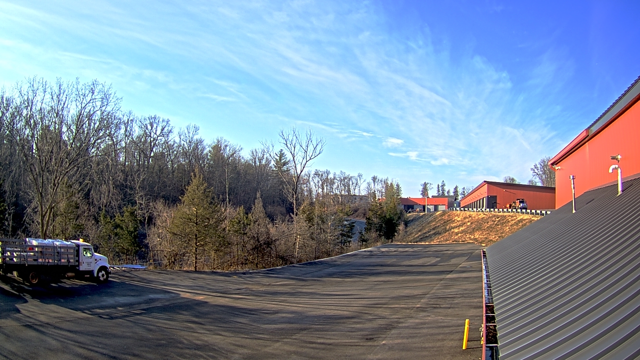 Thumbnail for current weather camera view from Rockland County Highway Garage in Nanuet, New York