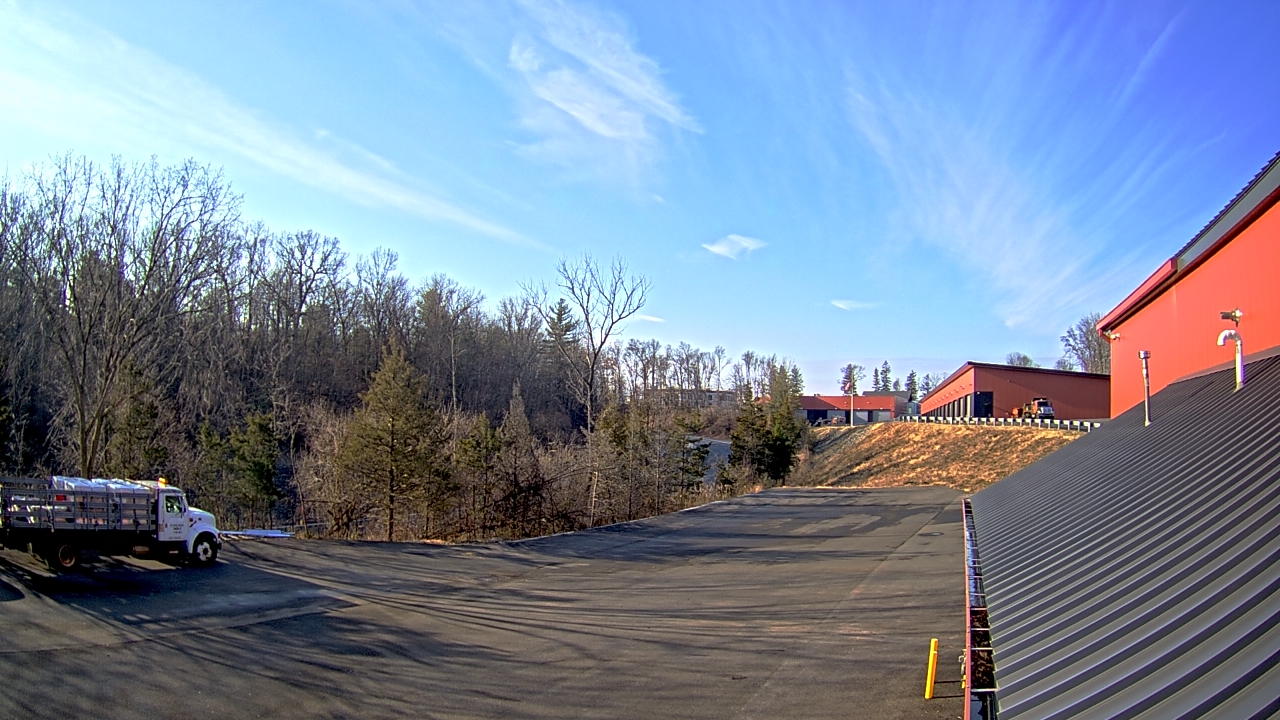 Thumbnail for current weather camera view from Rockland County Highway Garage in Nanuet, New York