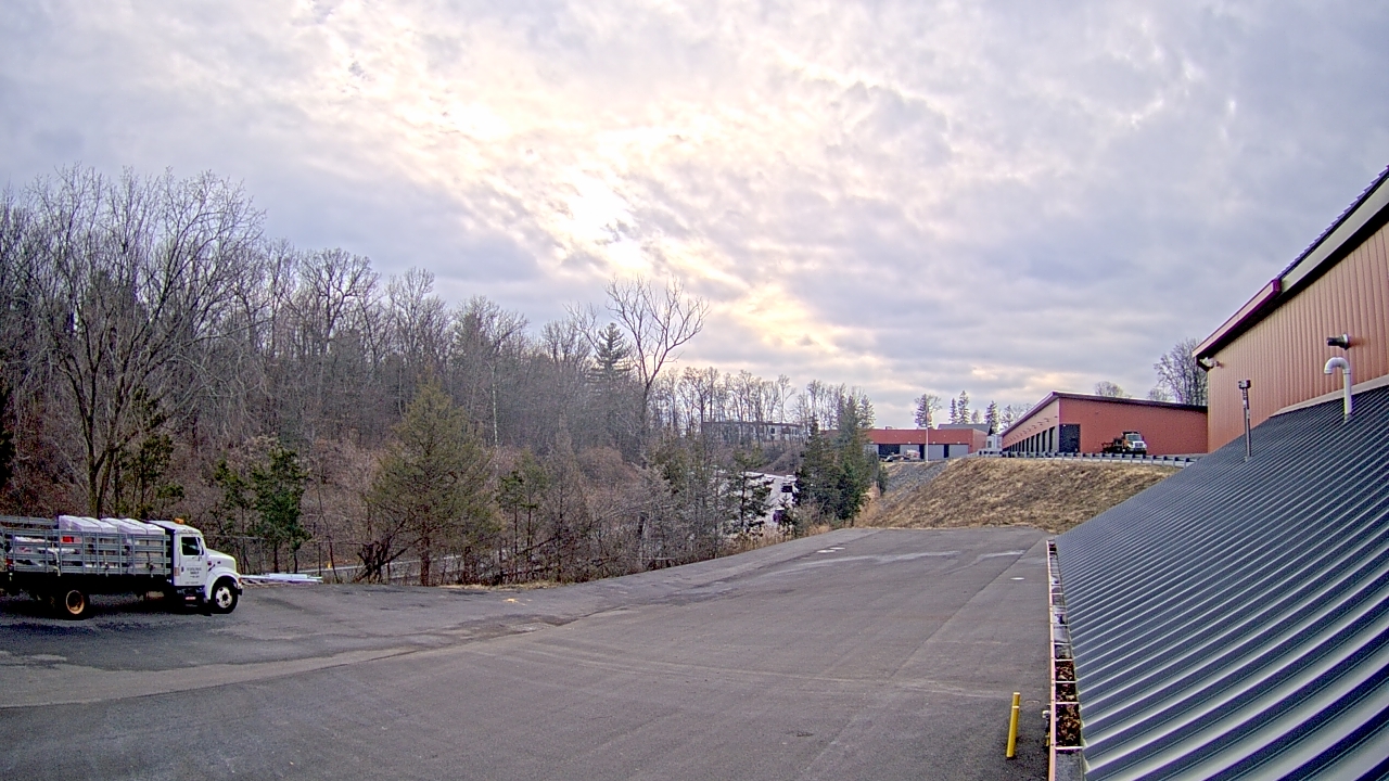 Thumbnail for current weather camera view from Rockland County Highway Garage in Nanuet, New York