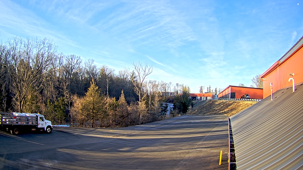 Thumbnail for current weather camera view from Rockland County Highway Garage in Nanuet, New York