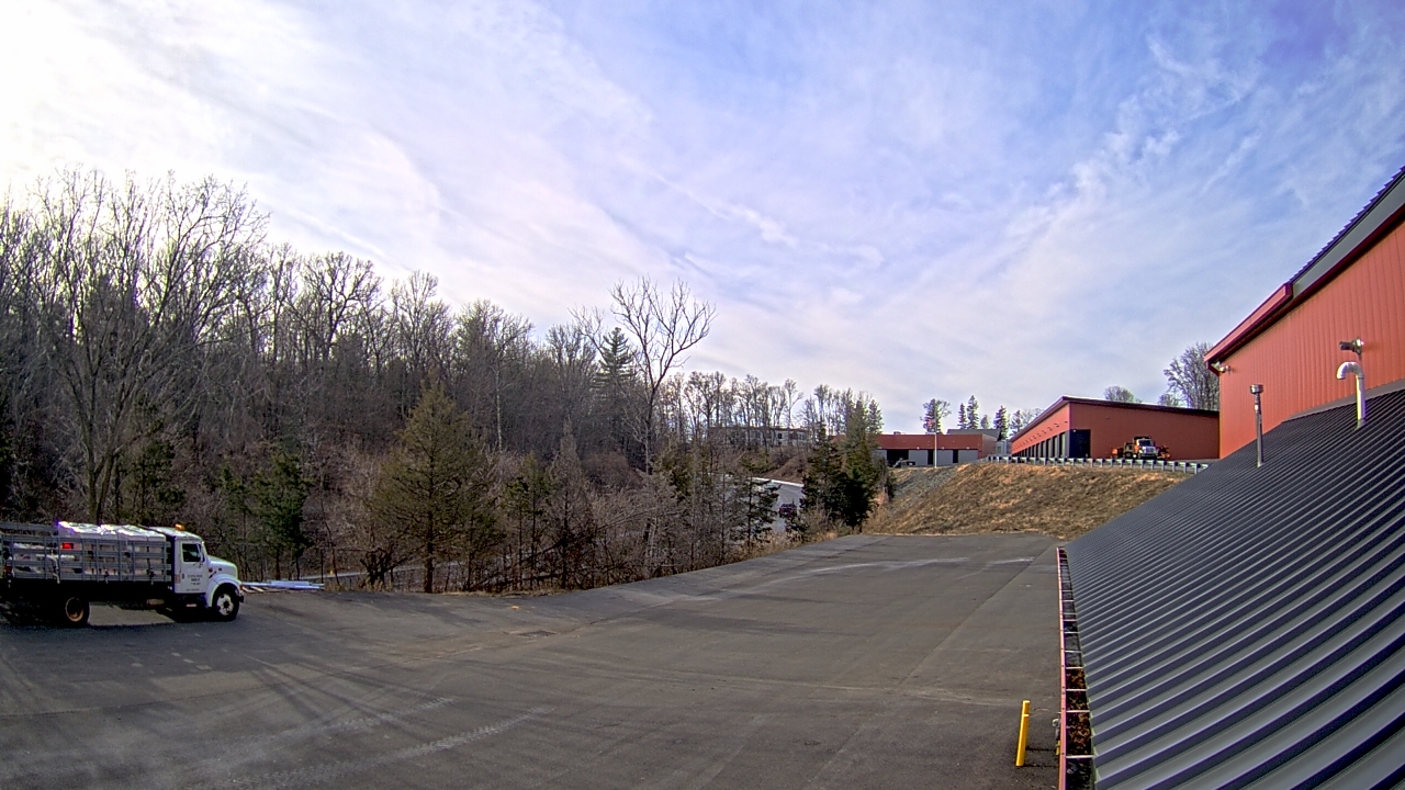 Thumbnail for current weather camera view from Rockland County Highway Garage in Nanuet, New York