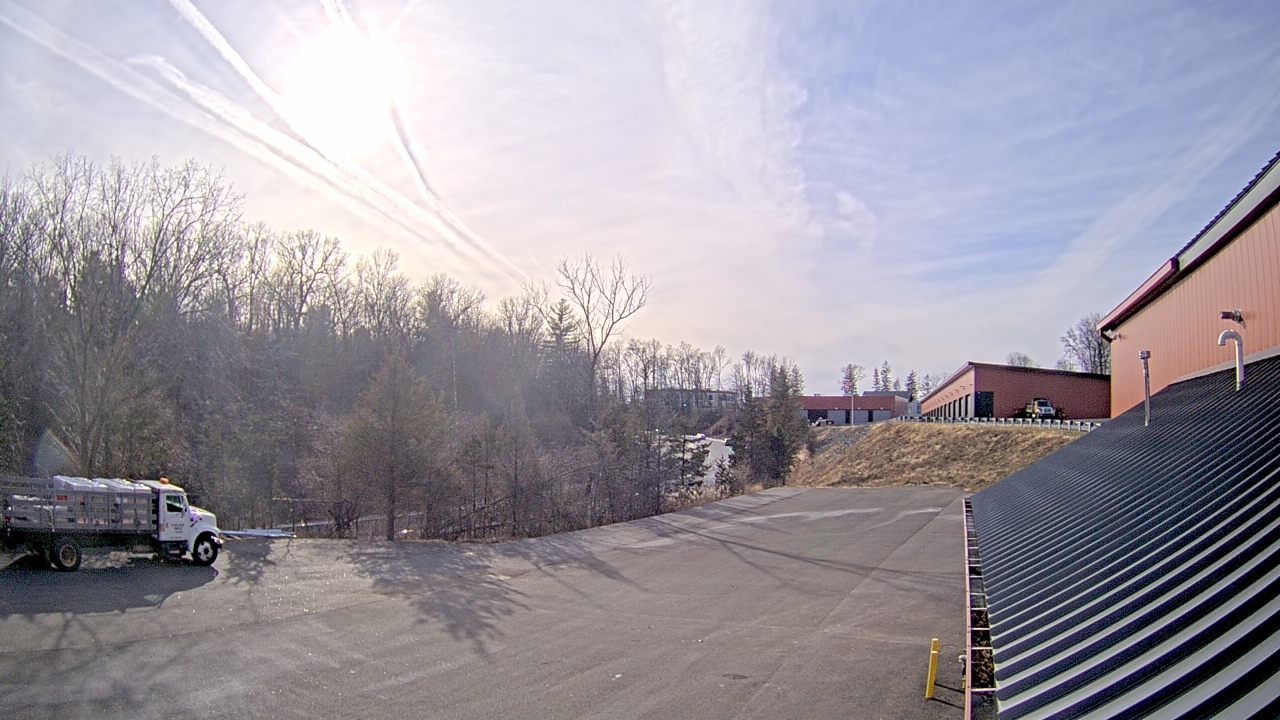 Thumbnail for current weather camera view from Rockland County Highway Garage in Nanuet, New York