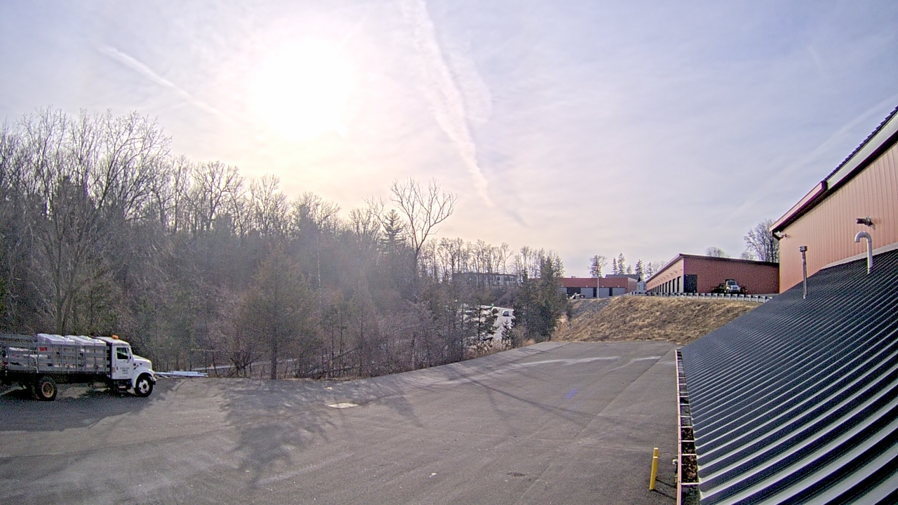 Thumbnail for current weather camera view from Rockland County Highway Garage in Nanuet, New York