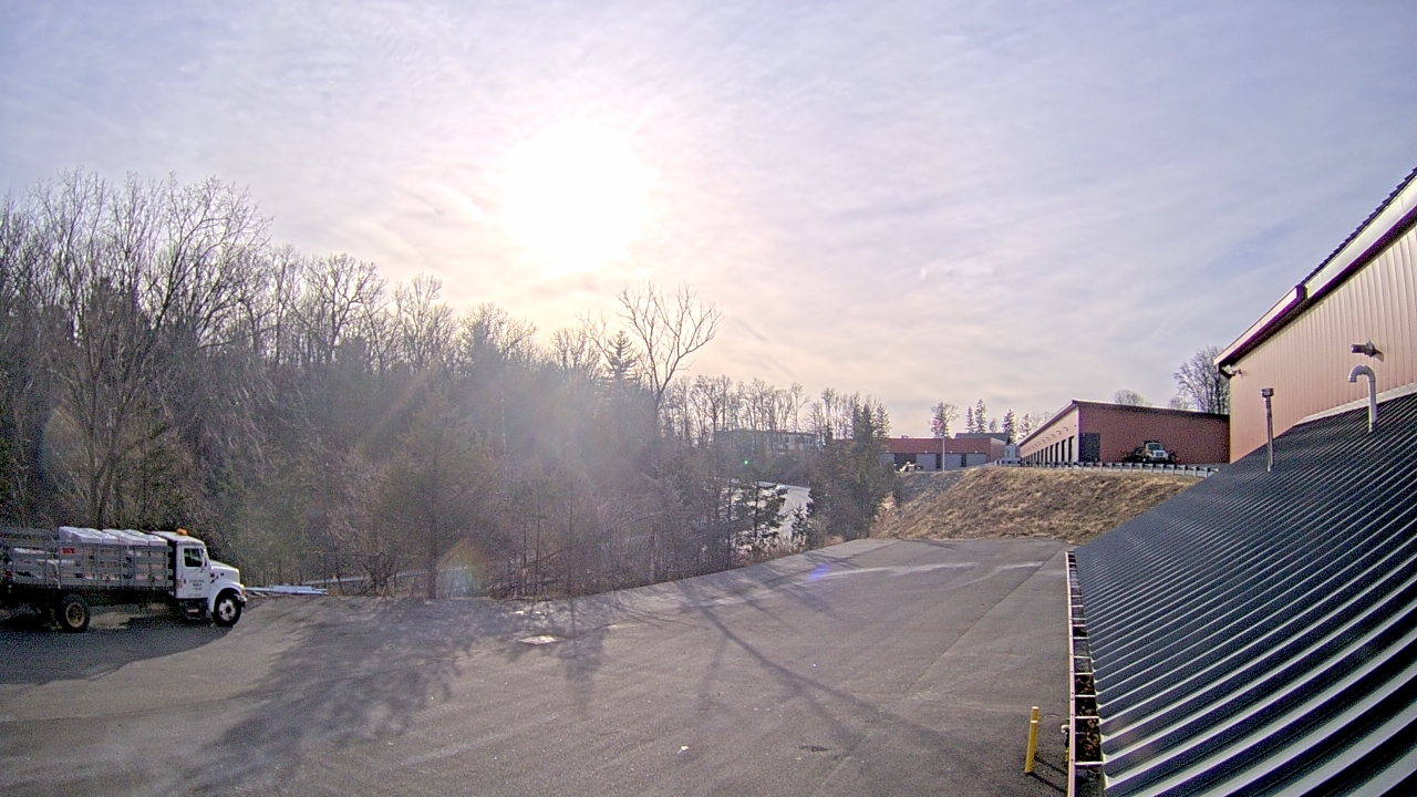 Thumbnail for current weather camera view from Rockland County Highway Garage in Nanuet, New York