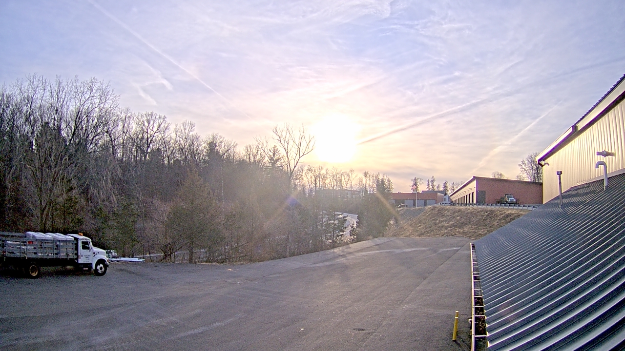 Thumbnail for current weather camera view from Rockland County Highway Garage in Nanuet, New York