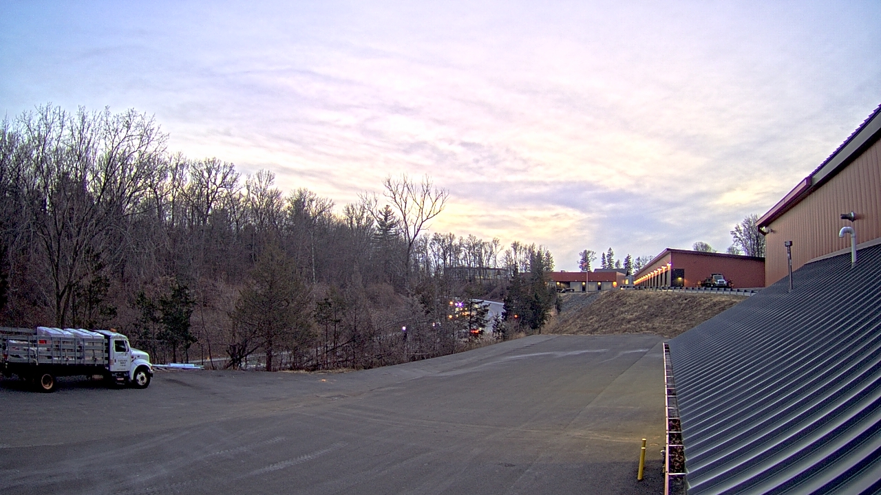 Thumbnail for current weather camera view from Rockland County Highway Garage in Nanuet, New York