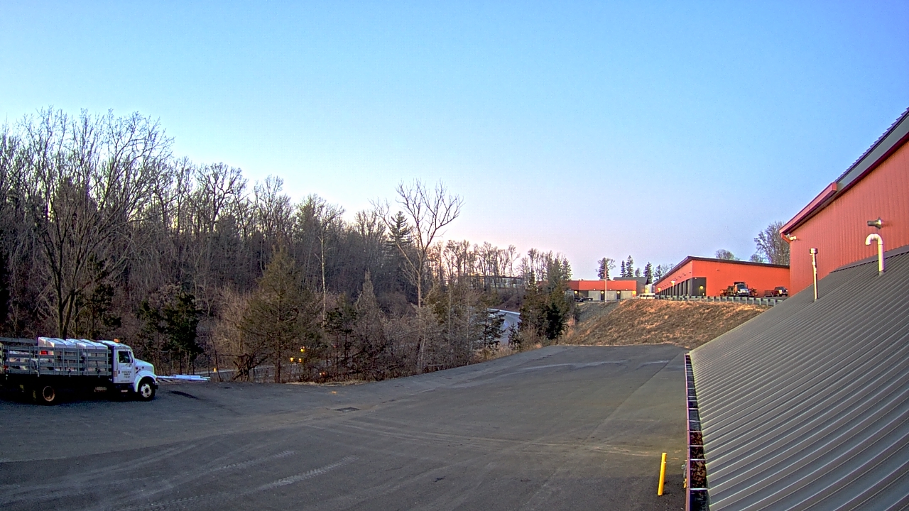 Thumbnail for current weather camera view from Rockland County Highway Garage in Nanuet, New York