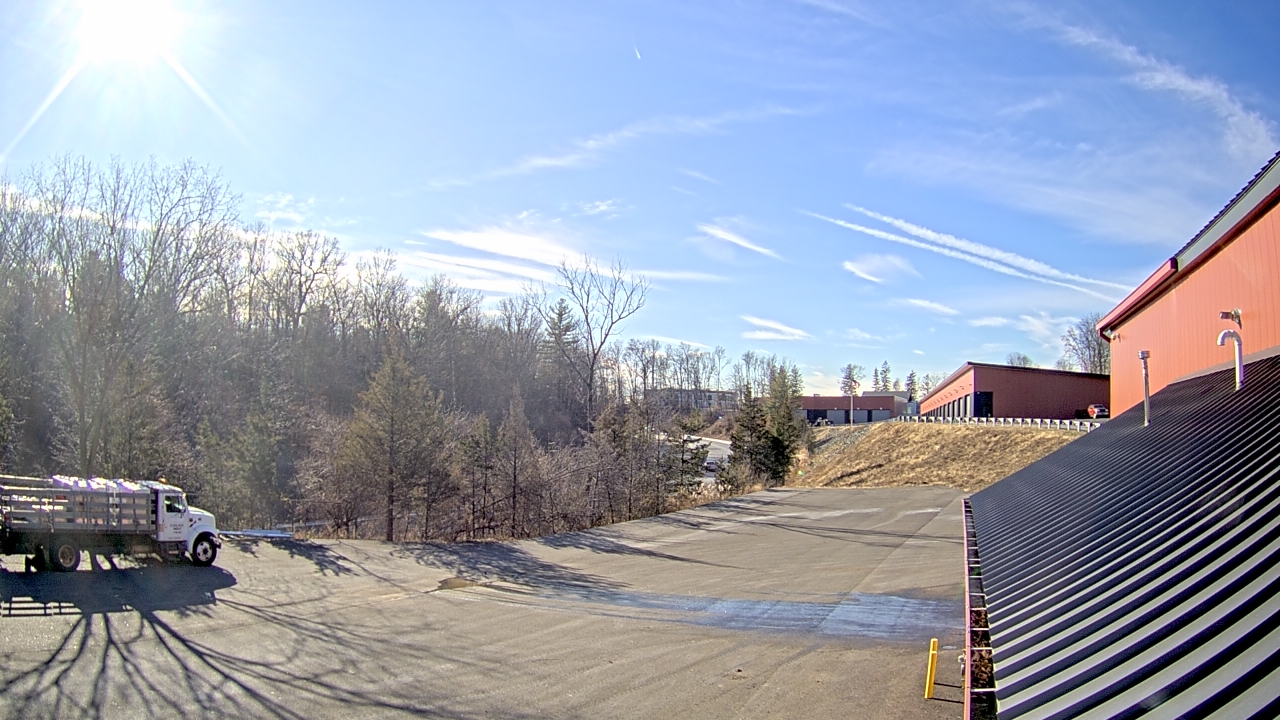 Thumbnail for current weather camera view from Rockland County Highway Garage in Nanuet, New York